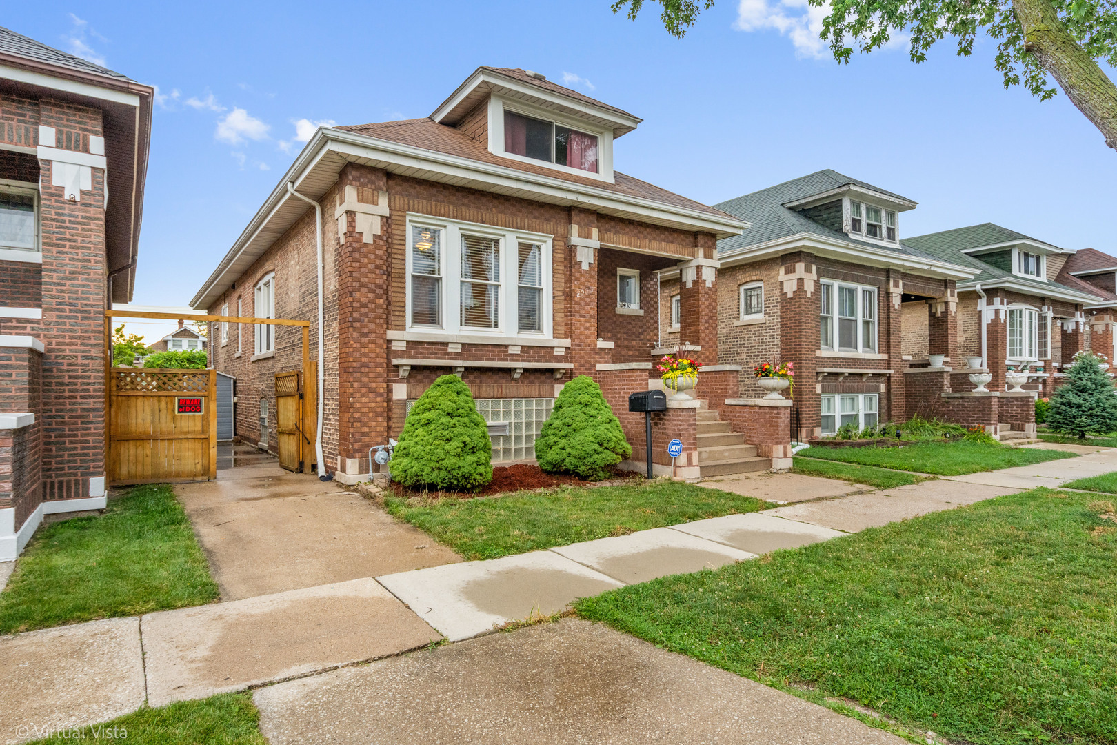 2330 Gunderson Avenue, Berwyn, IL 60402