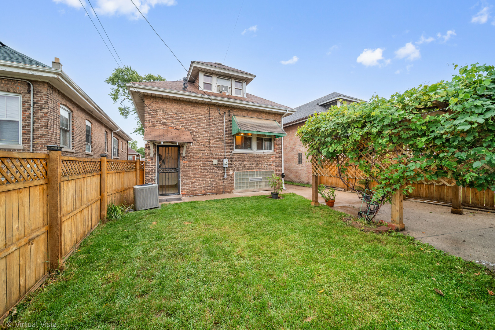 2330 Gunderson Avenue, Berwyn, IL 60402