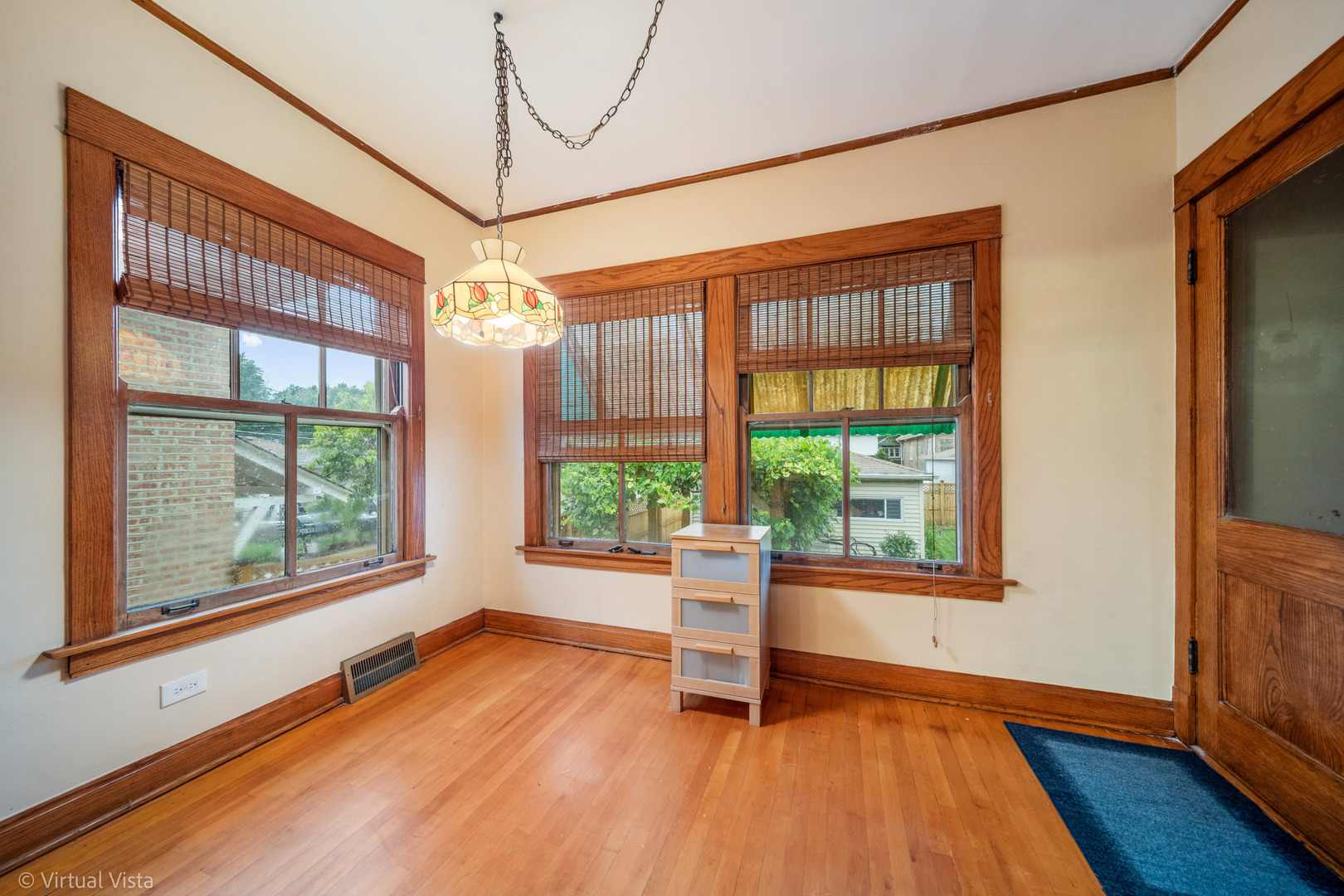 2330 Gunderson Avenue, Berwyn, IL 60402
