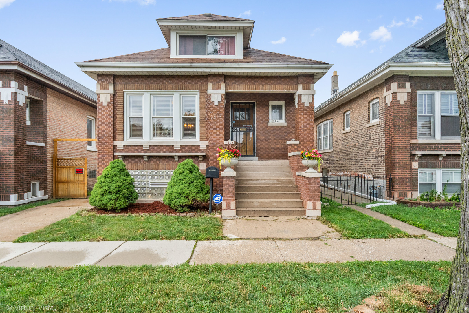 2330 Gunderson Avenue, Berwyn, IL 60402
