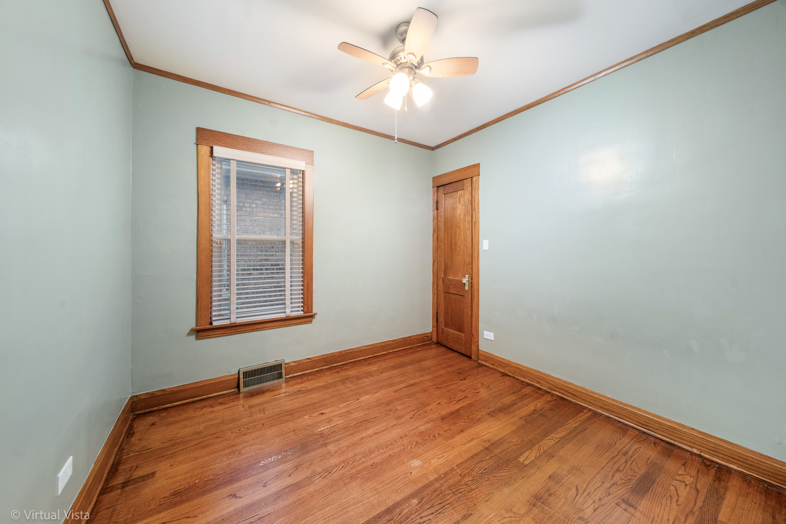 2330 Gunderson Avenue, Berwyn, IL 60402
