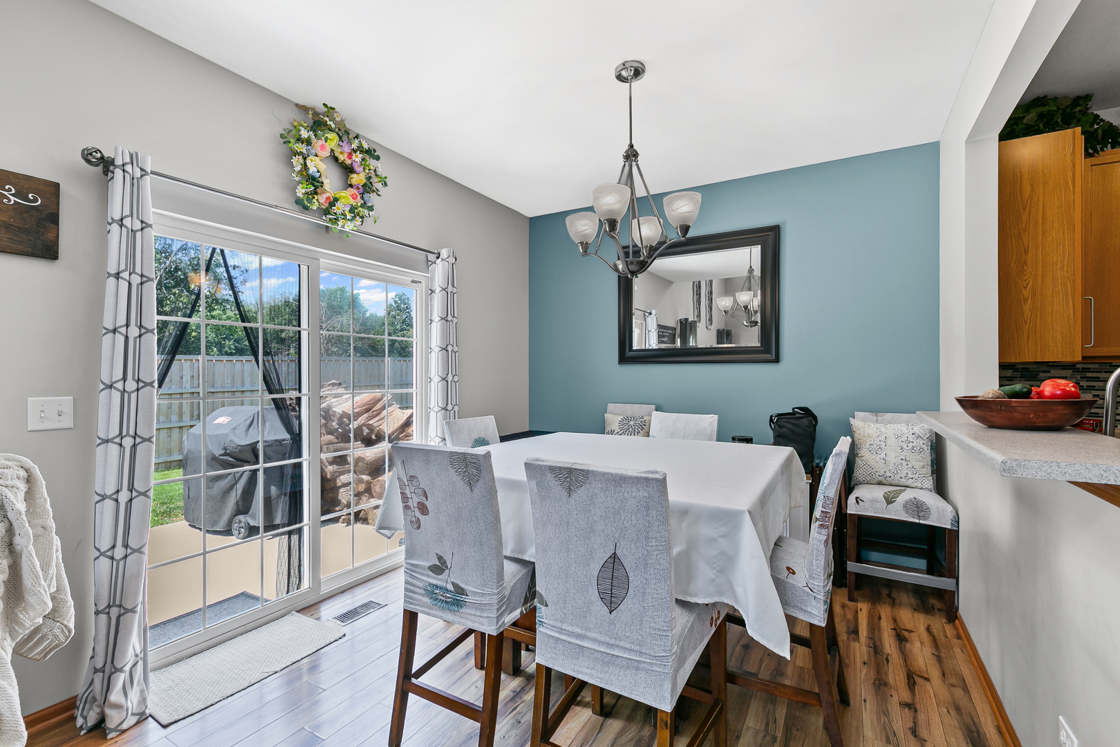 1101 Colonial Drive, Joliet, IL 60432