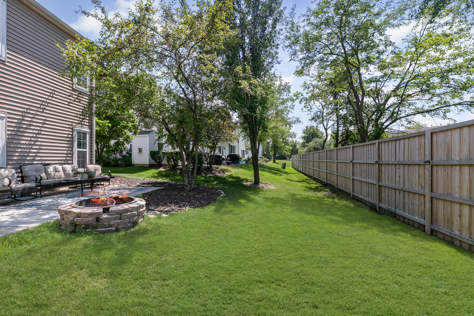 1101 Colonial Drive, Joliet, IL 60432
