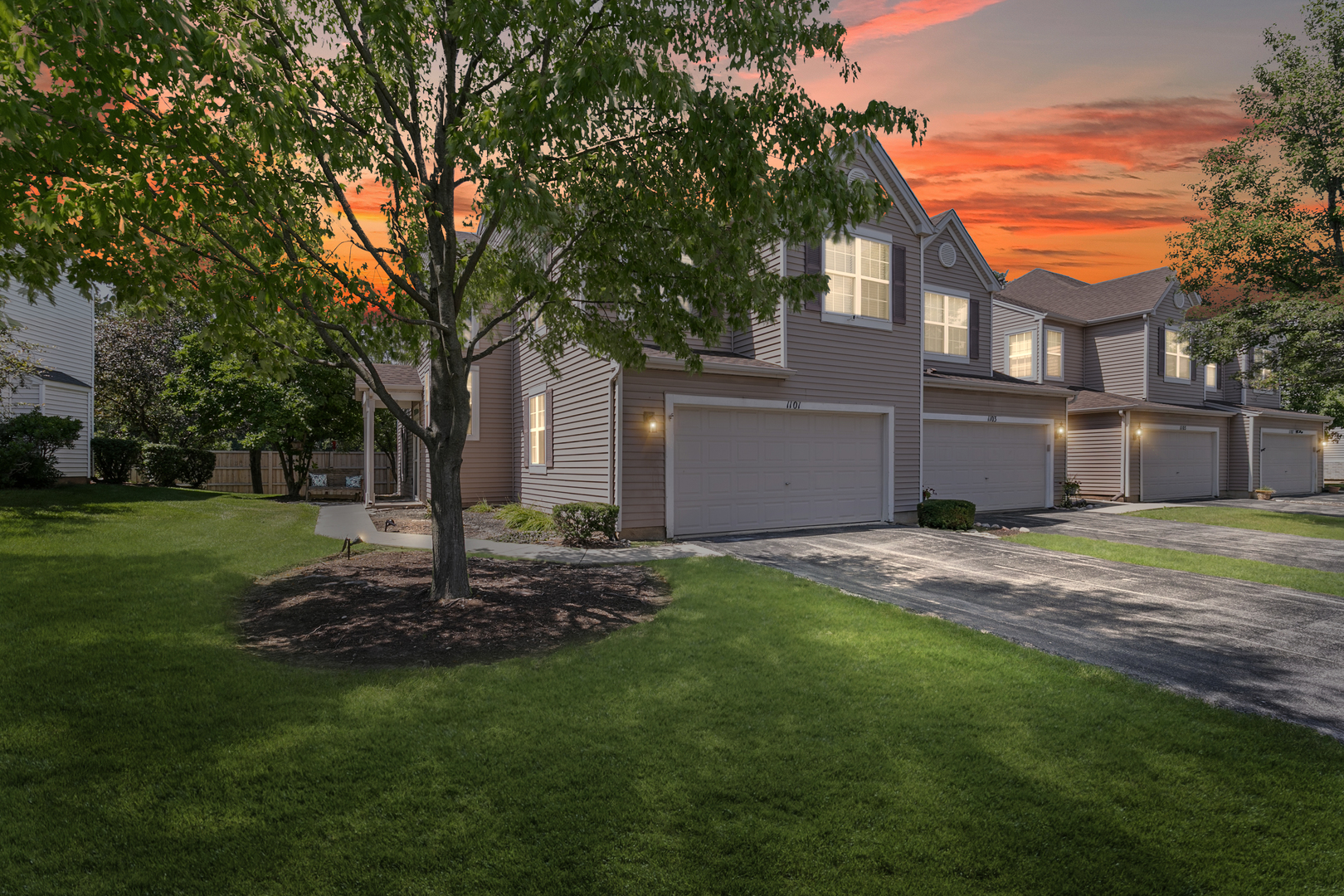 1101 Colonial Drive, Joliet, IL 60432