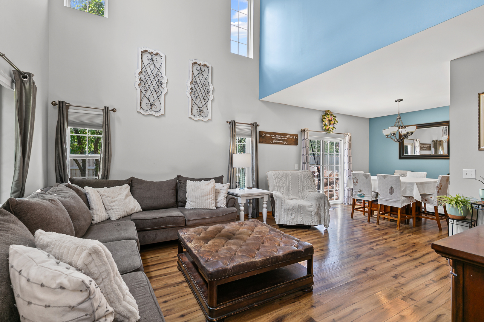 1101 Colonial Drive, Joliet, IL 60432