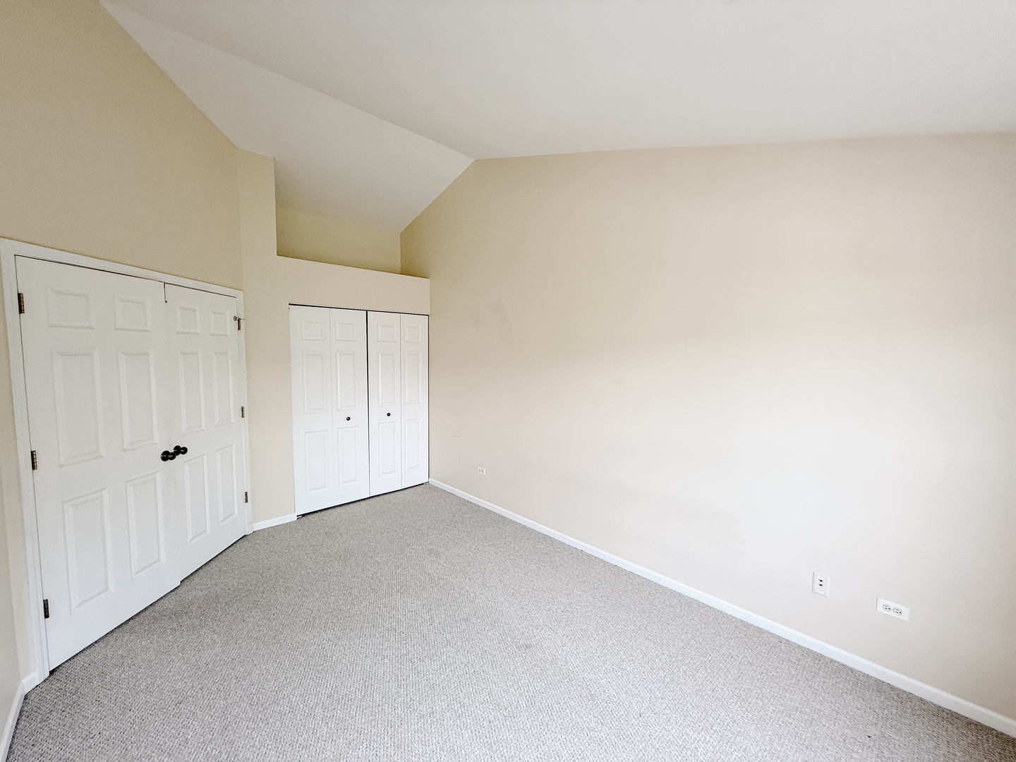 2235 Waterleaf Court #203, Naperville, IL 60564