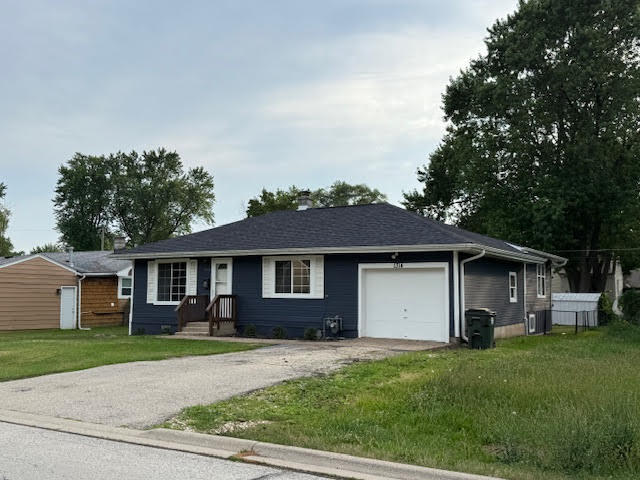1314 N East End Avenue, Round Lake Beach, IL 60073