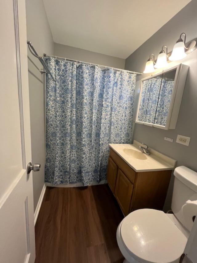 1314 N East End Avenue, Round Lake Beach, IL 60073