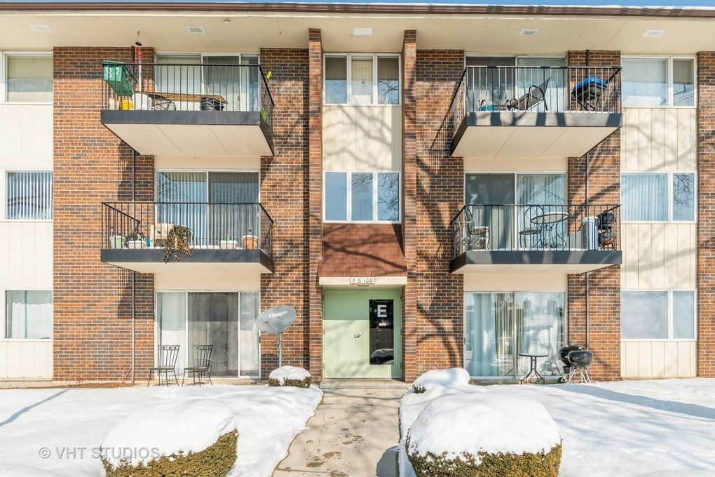 5s100 Pebblewood Lane #E4, Naperville, IL 60563