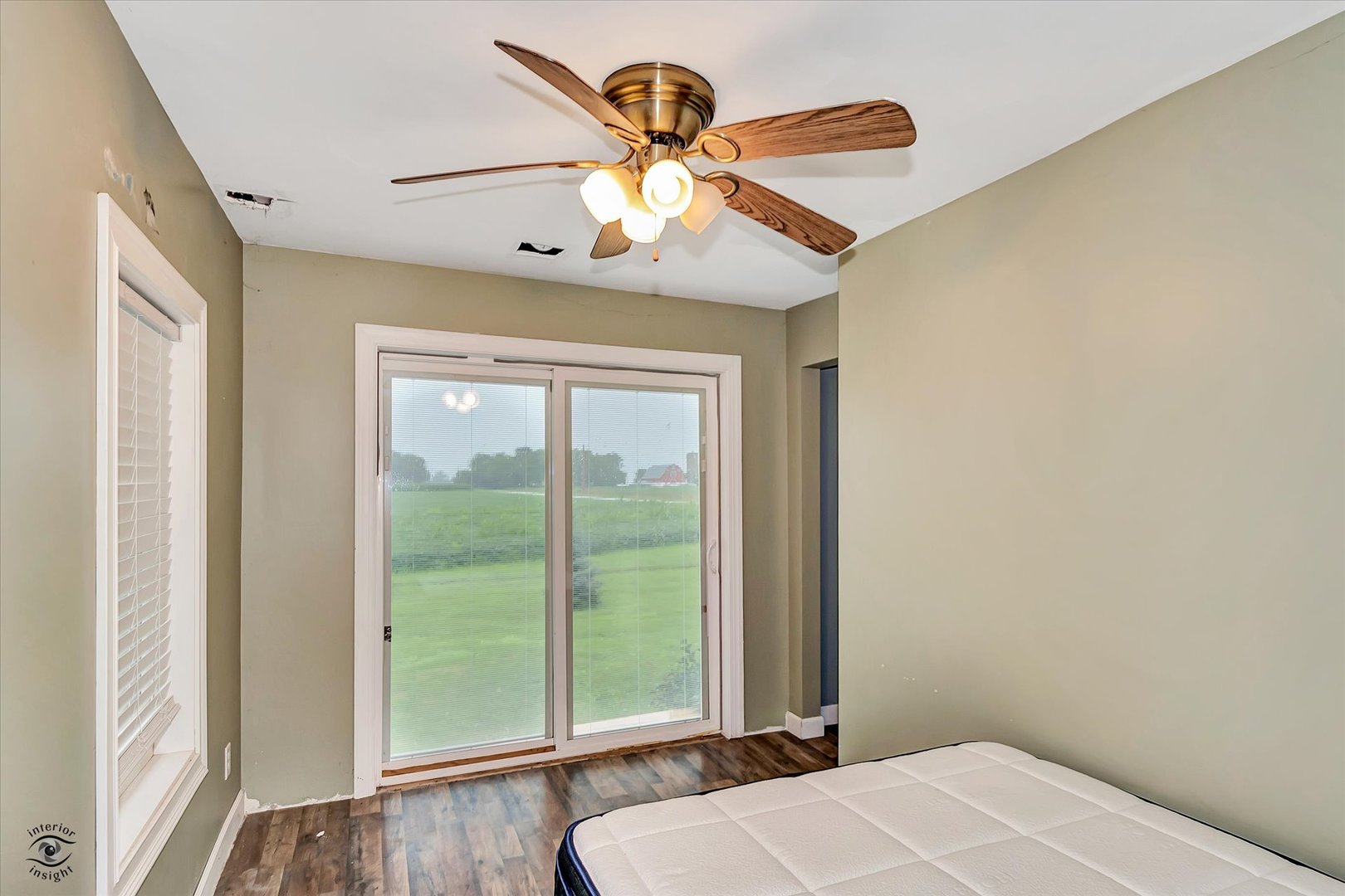 10120 N 1000 East Road, Manteno, IL 60950