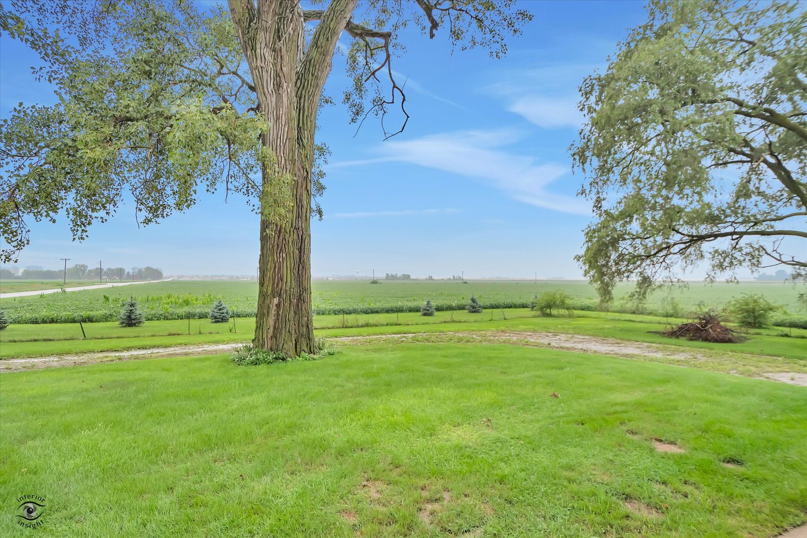 10120 N 1000 East Road, Manteno, IL 60950