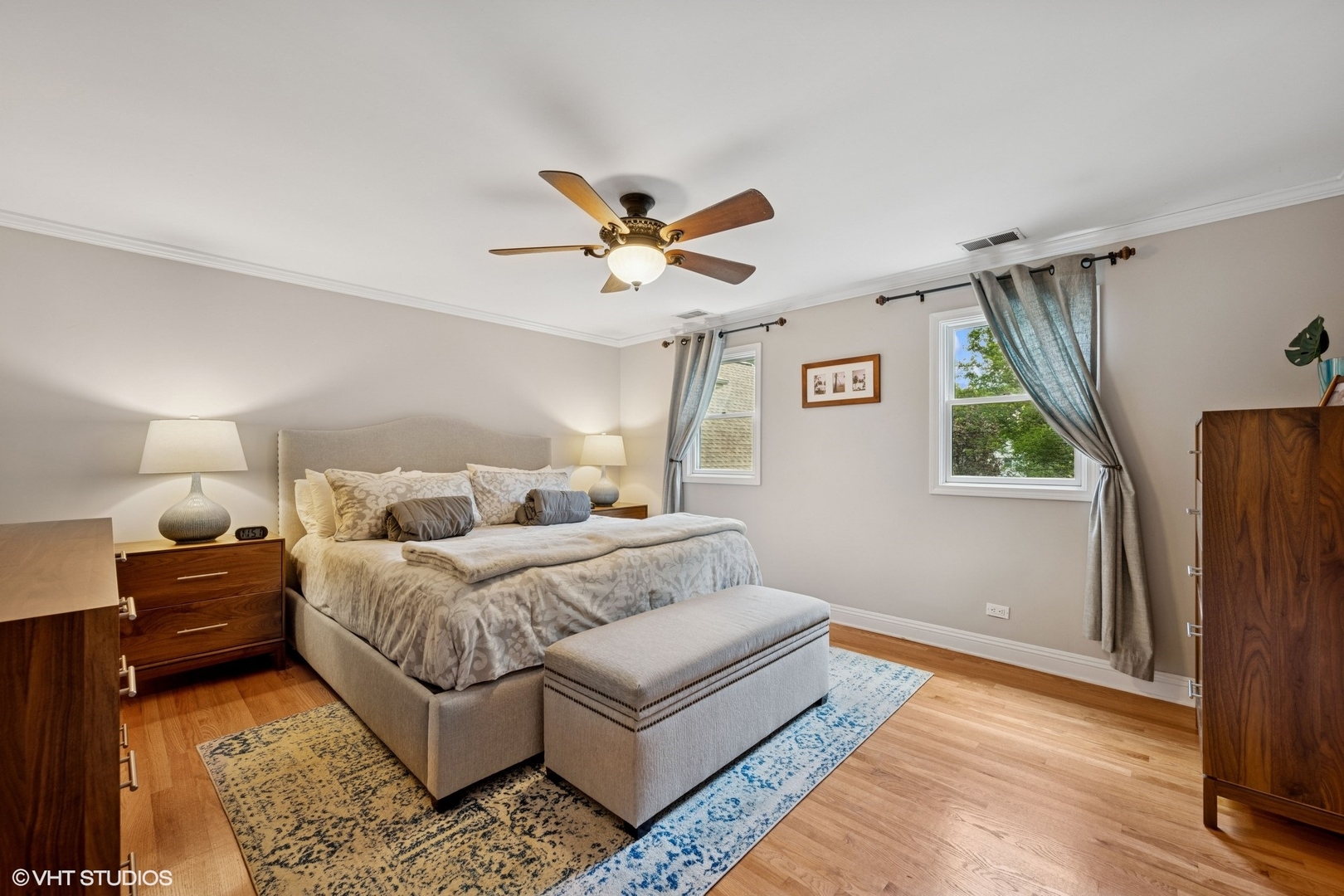 113 S I Oka Avenue, Mount Prospect, IL 60056