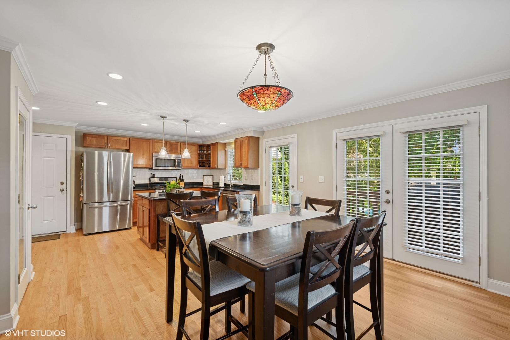 113 S I Oka Avenue, Mount Prospect, IL 60056