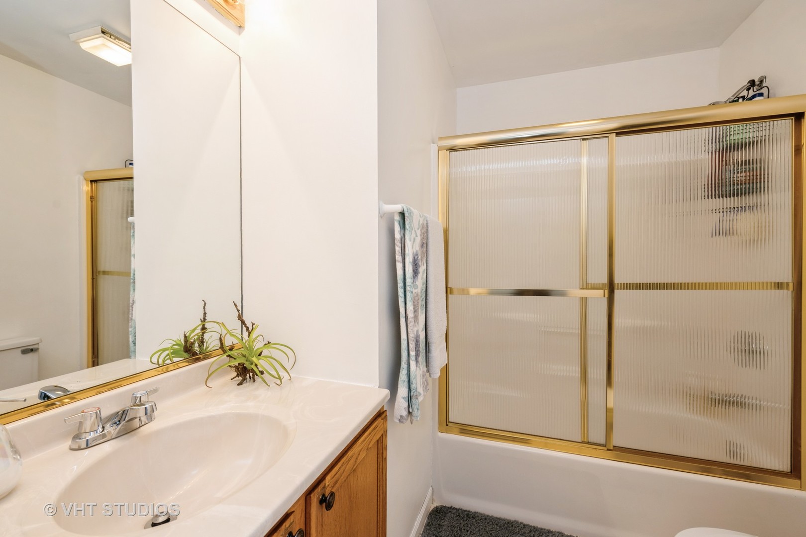 1667 W Beach Road #1667, Waukegan, IL 60087