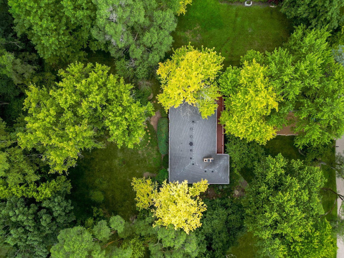 226 Bays Place, Tower Lakes, IL 60010