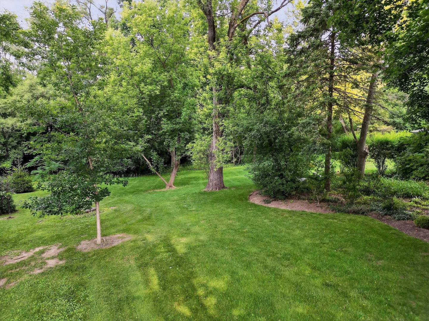 226 Bays Place, Tower Lakes, IL 60010