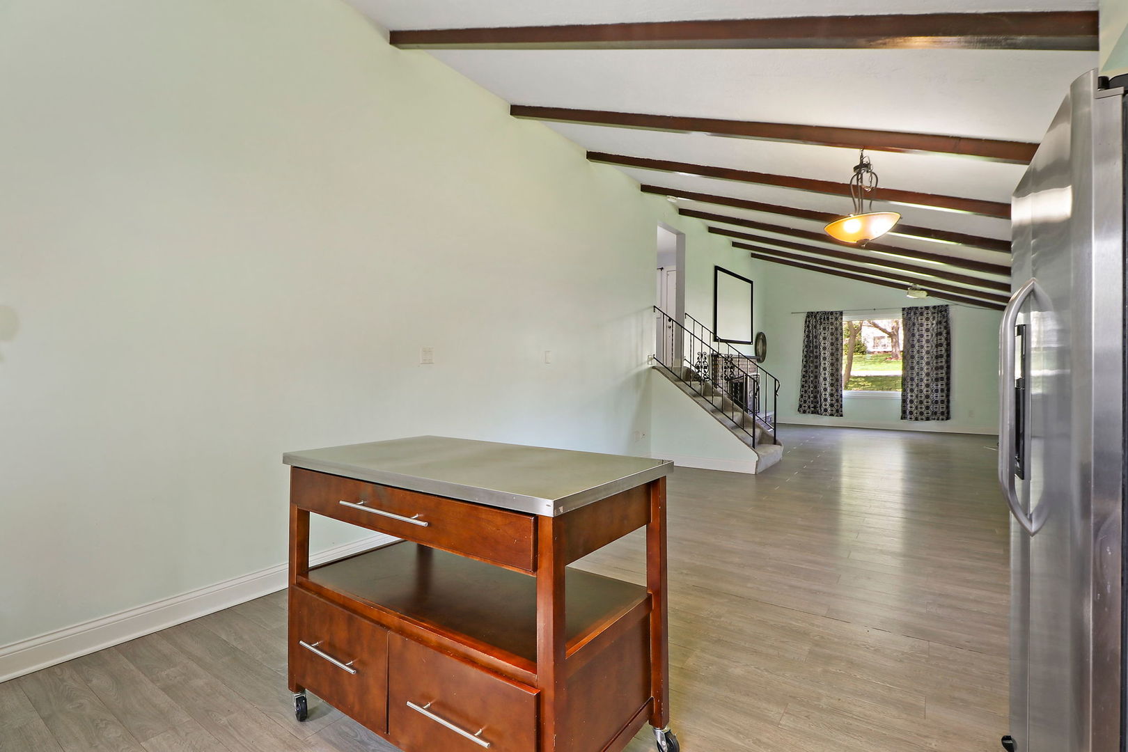 1515 N Pleasant Drive, Round Lake Beach, IL 60073