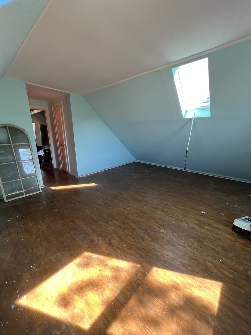 7013 W Cornelia Avenue, Chicago, IL 60634