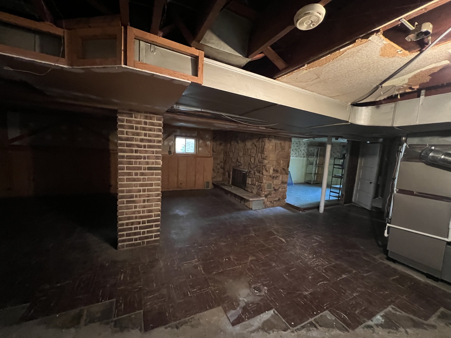 7013 W Cornelia Avenue, Chicago, IL 60634