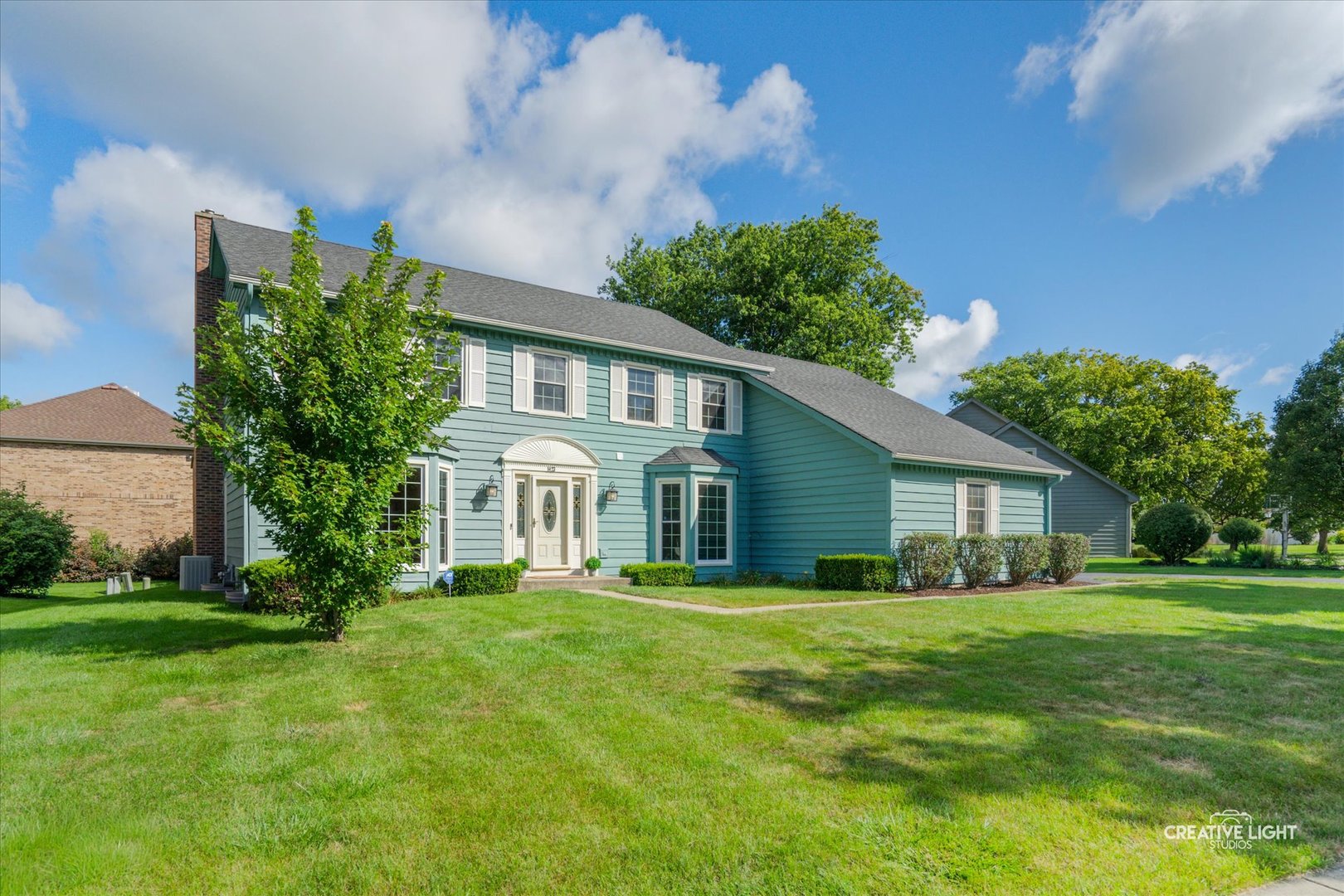 1423 Meander Drive, Naperville, IL 60565