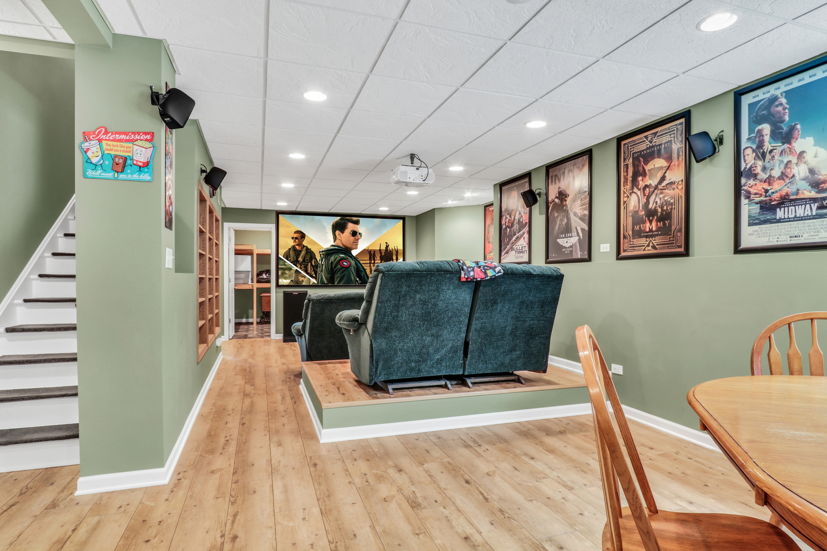 700 Needlegrass Parkway, Antioch, IL 60002