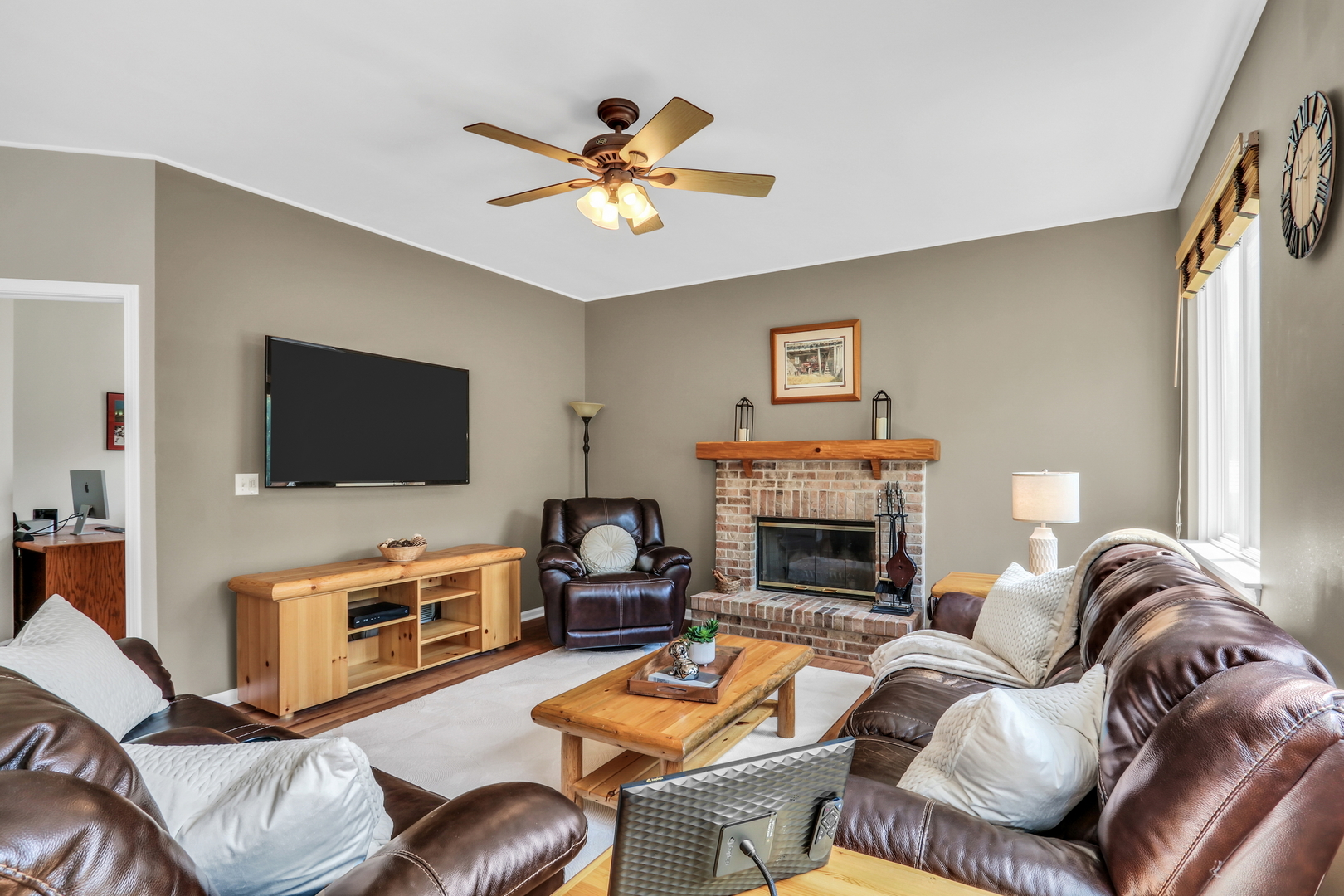 700 Needlegrass Parkway, Antioch, IL 60002