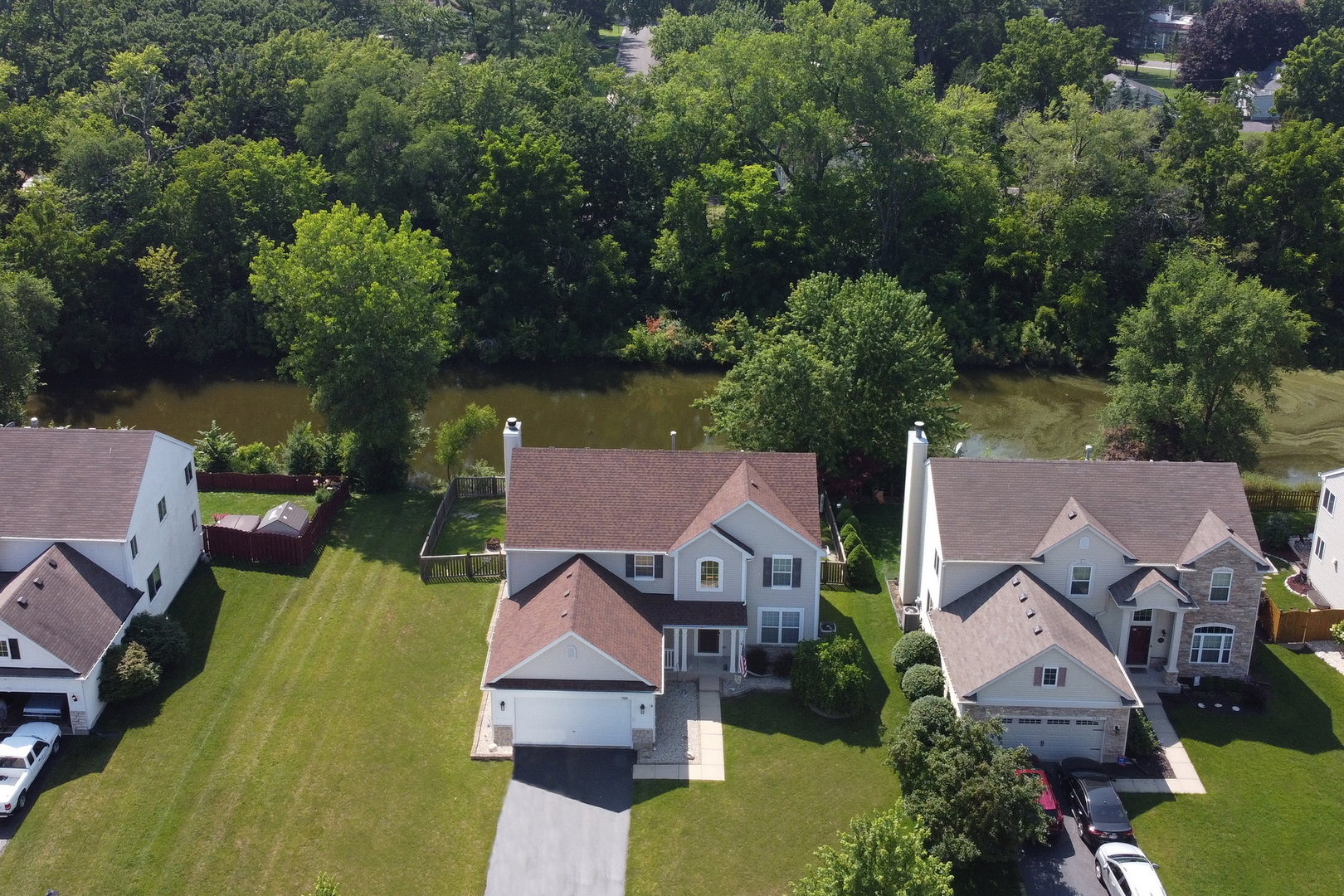 700 Needlegrass Parkway, Antioch, IL 60002