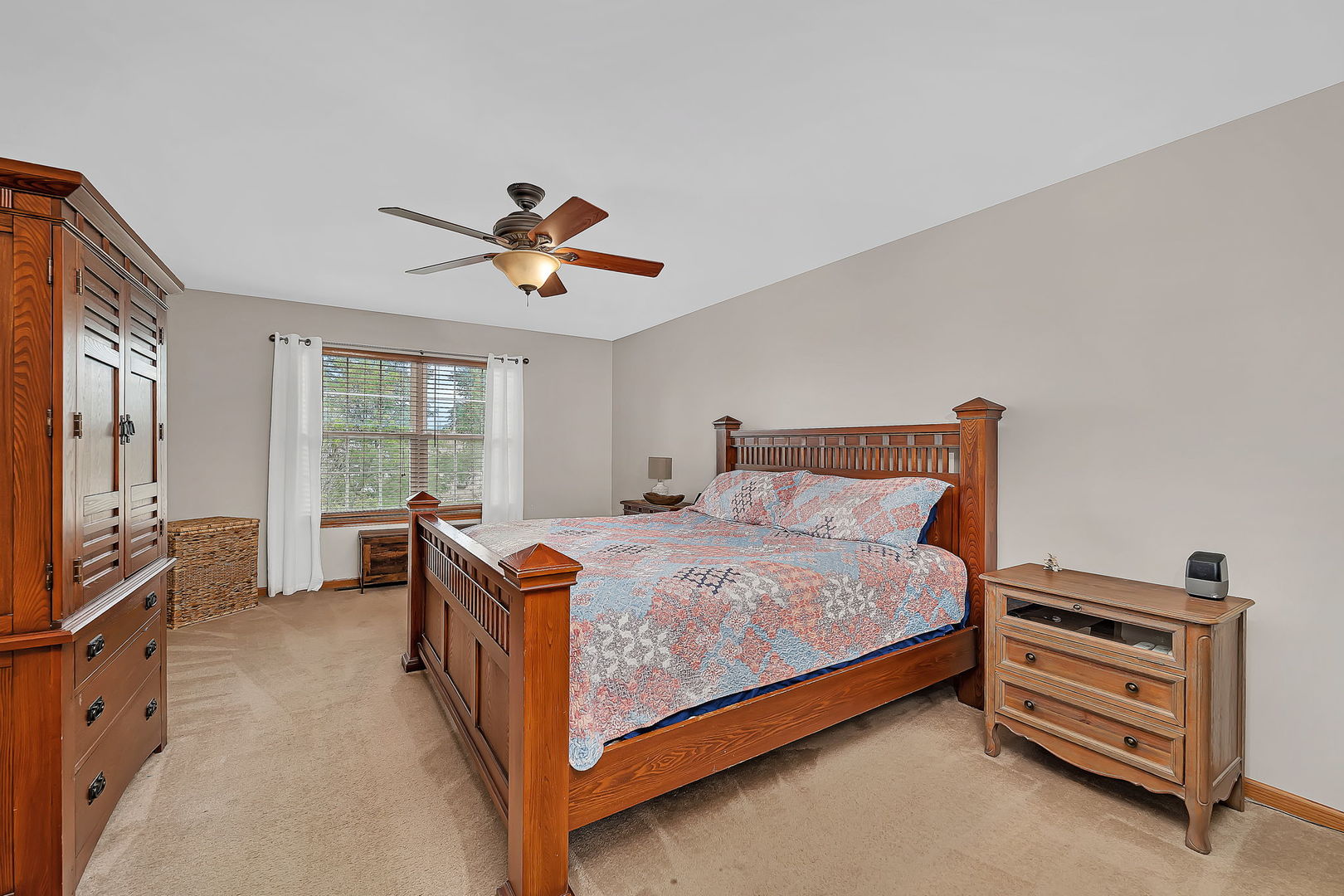 2902 Grass Lake Drive, Joliet, IL 60435