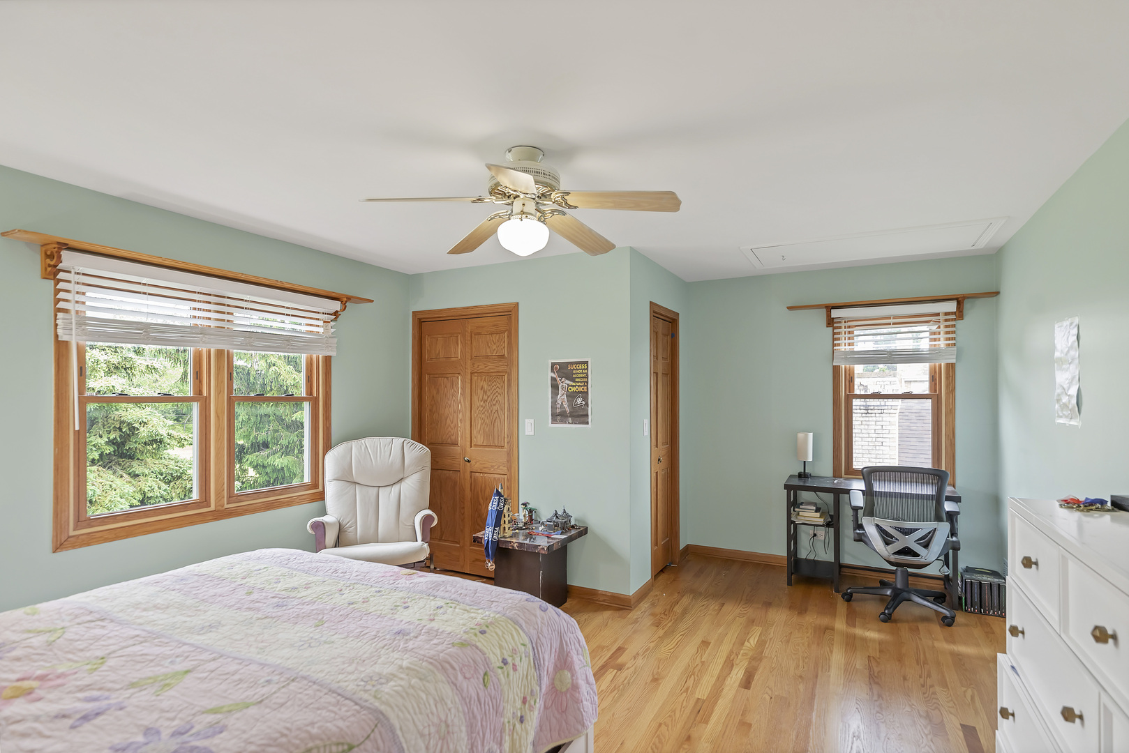 840 Kylemore Drive, Des Plaines, IL 60016