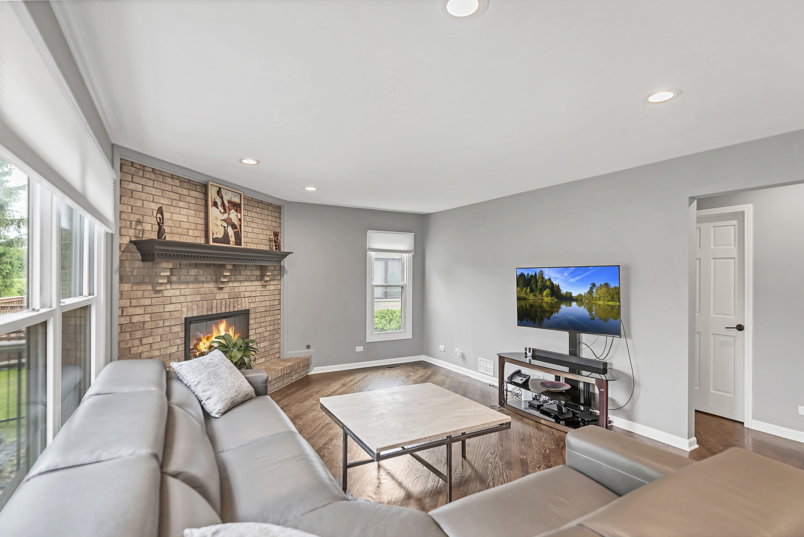 840 Kylemore Drive, Des Plaines, IL 60016
