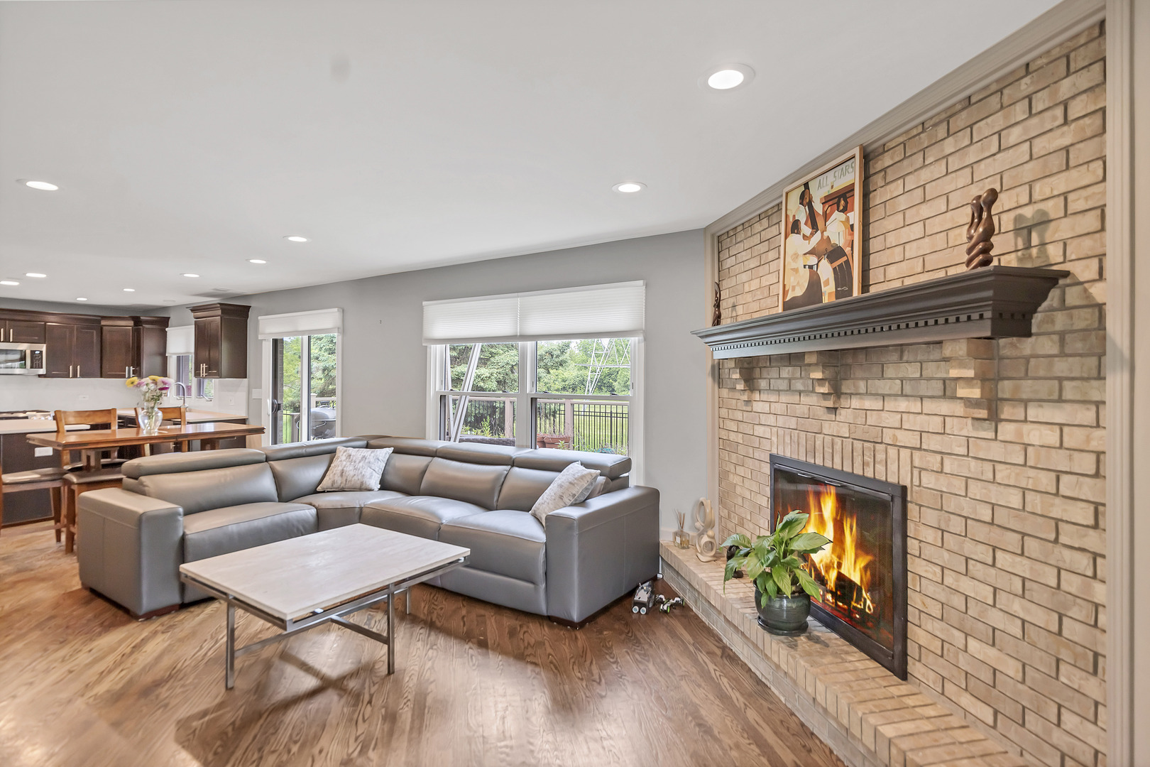 840 Kylemore Drive, Des Plaines, IL 60016