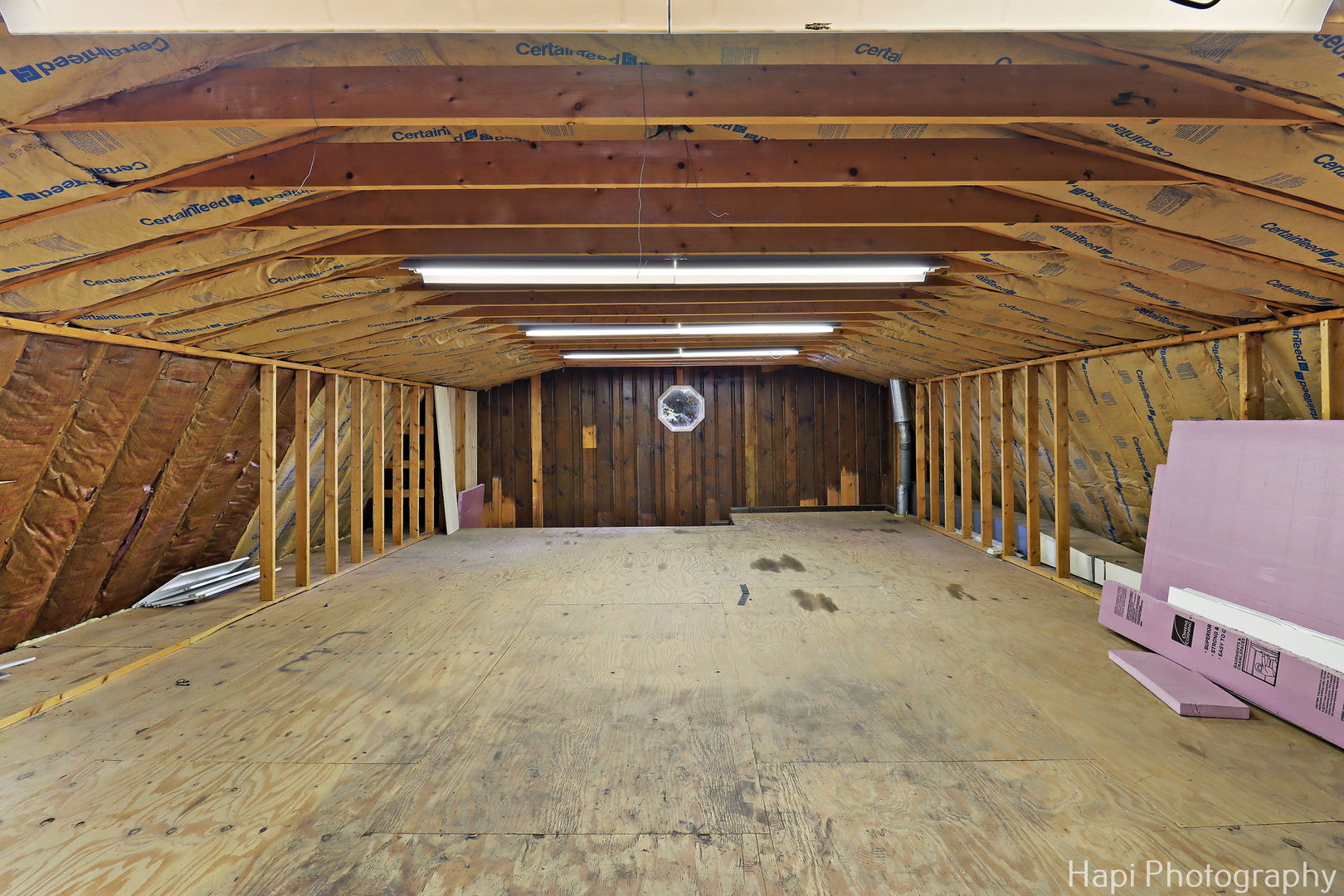 39 N Lake Avenue, Fox Lake, IL 60020