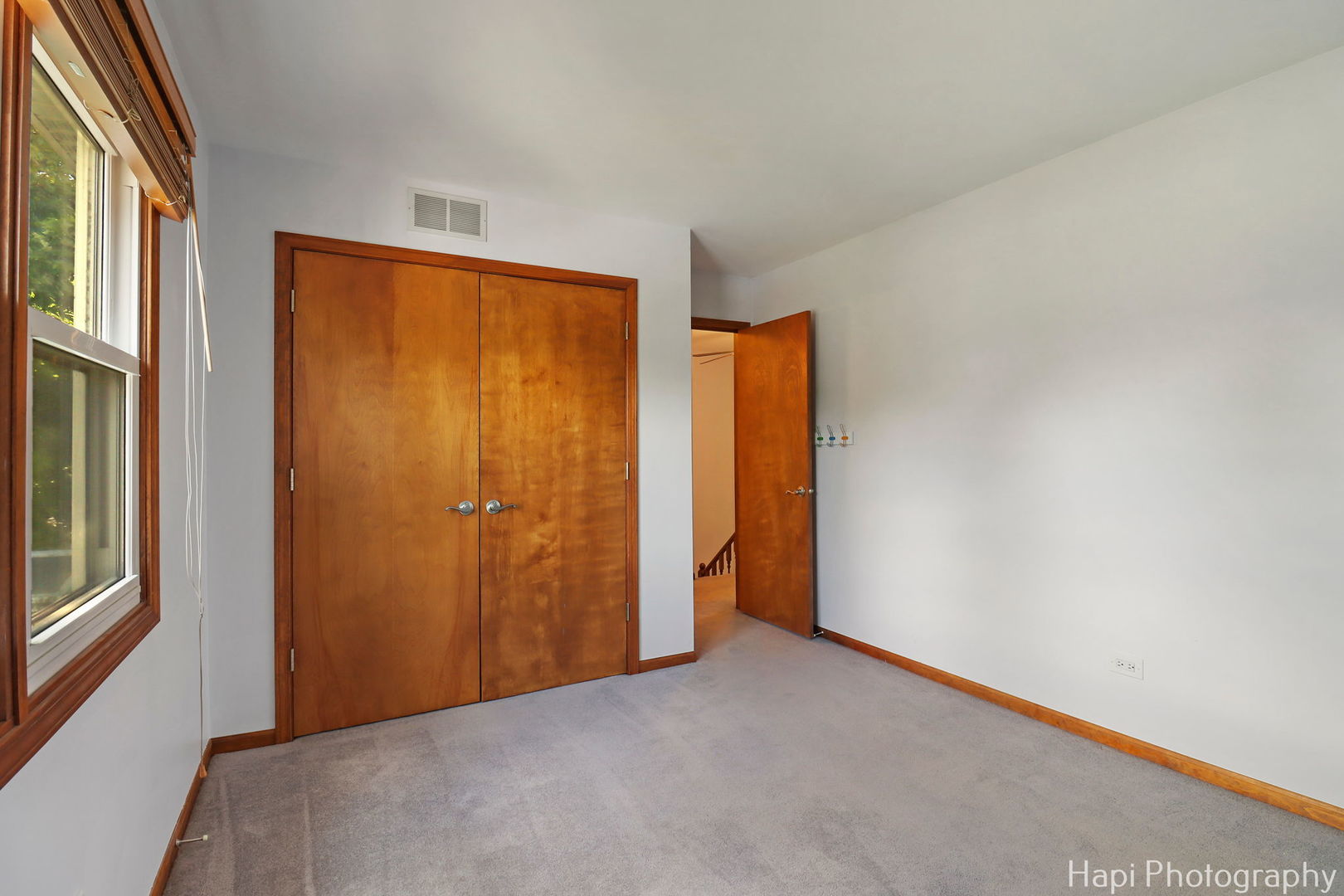 39 N Lake Avenue, Fox Lake, IL 60020