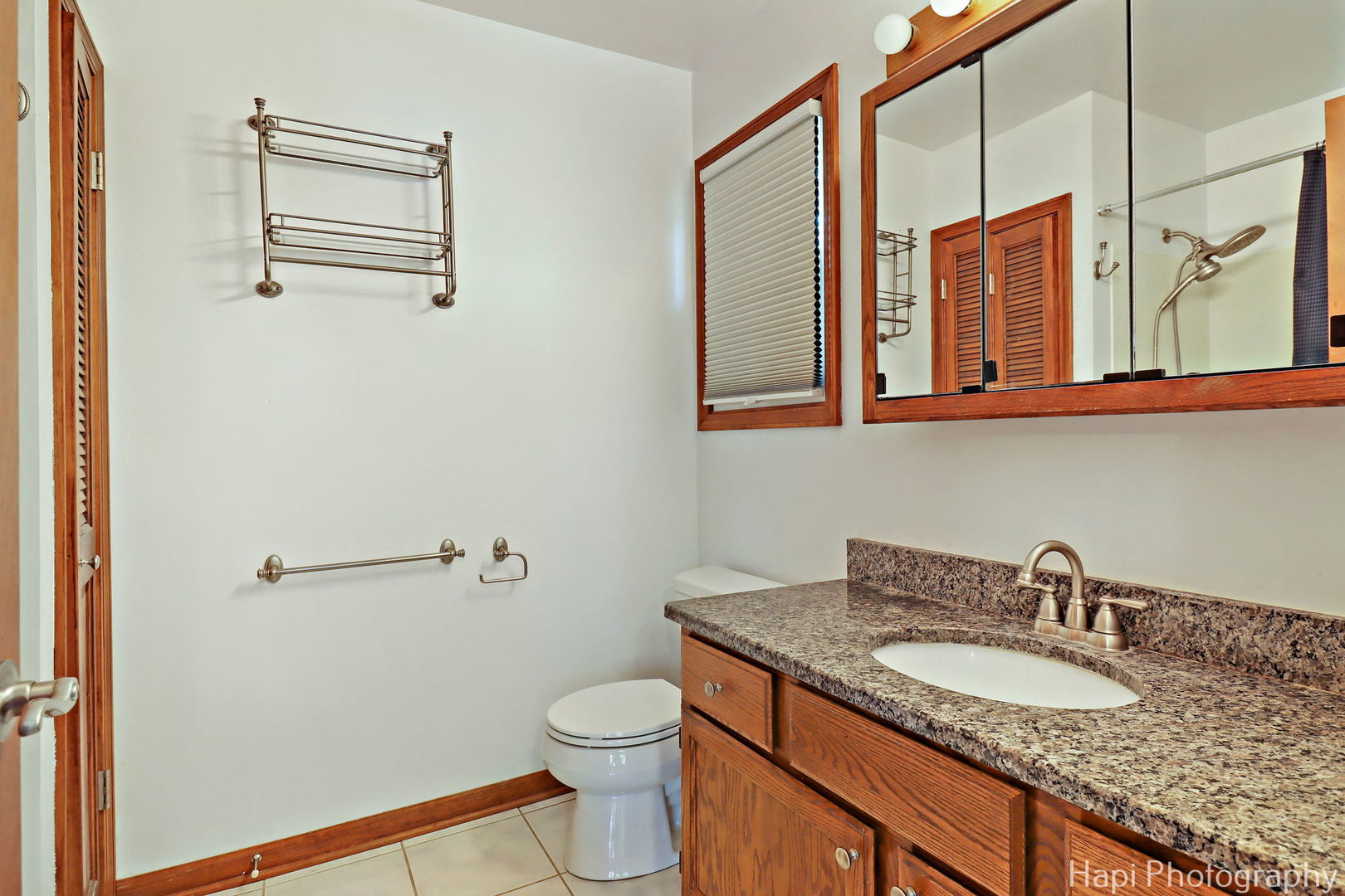 39 N Lake Avenue, Fox Lake, IL 60020