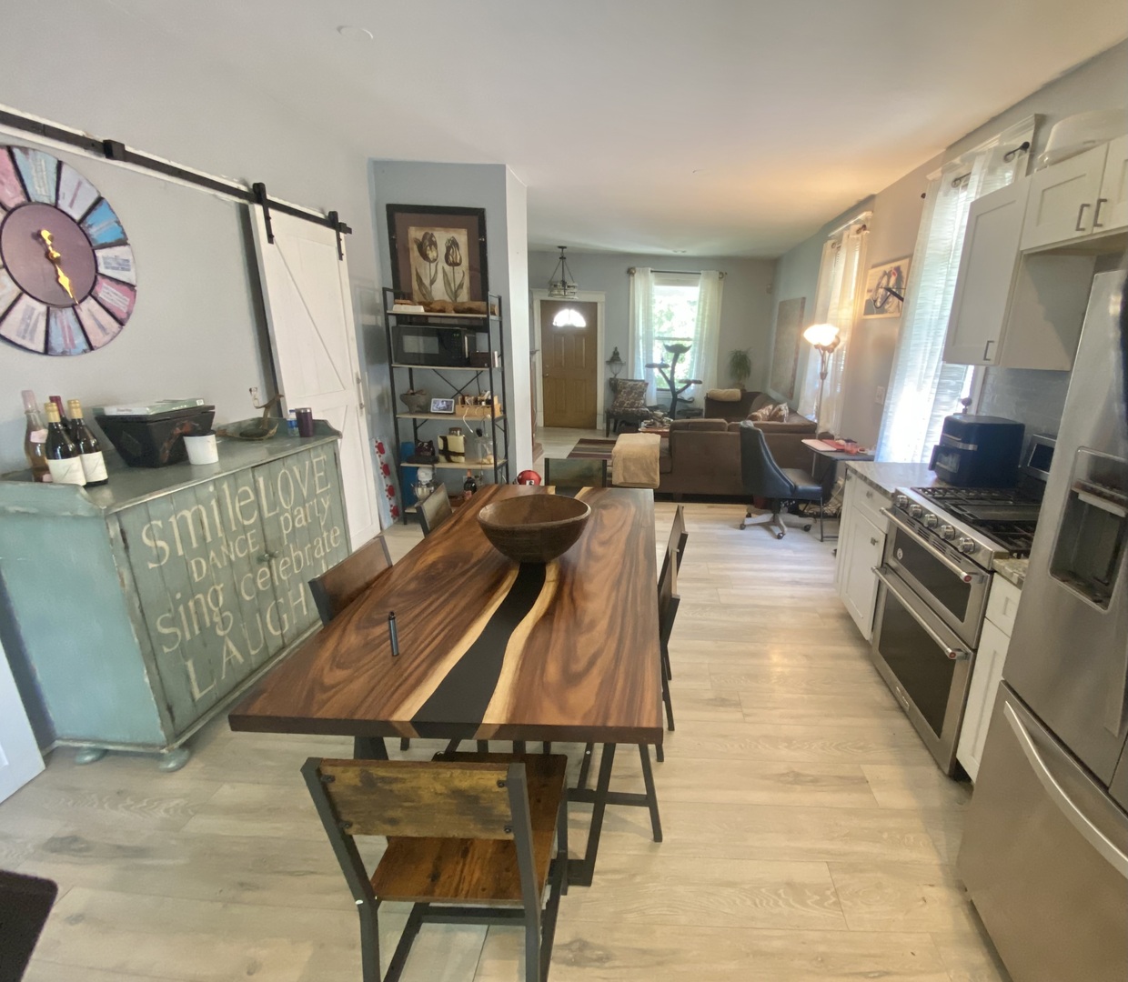 10134 S Charles Street, Chicago, IL 60643