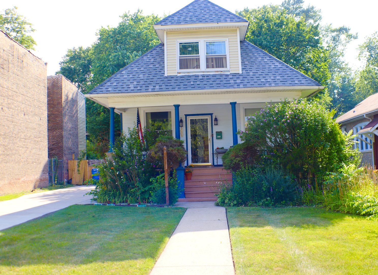 10134 S Charles Street, Chicago, IL 60643