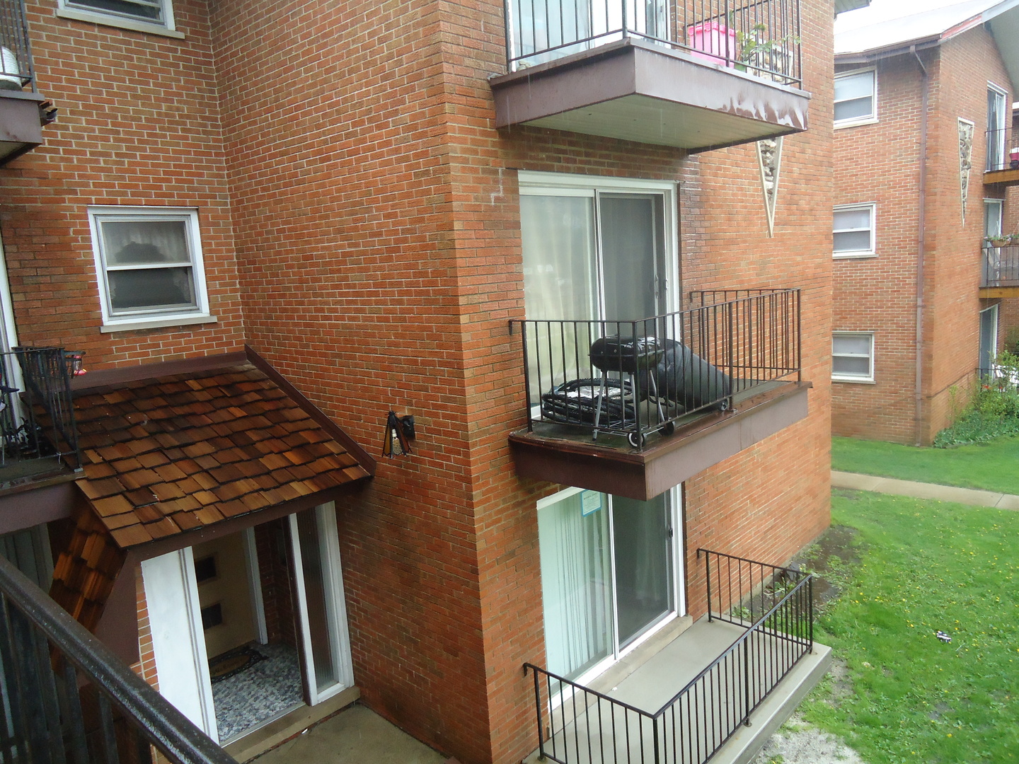 7323 W 79th Street #B1, Bridgeview, IL 60455