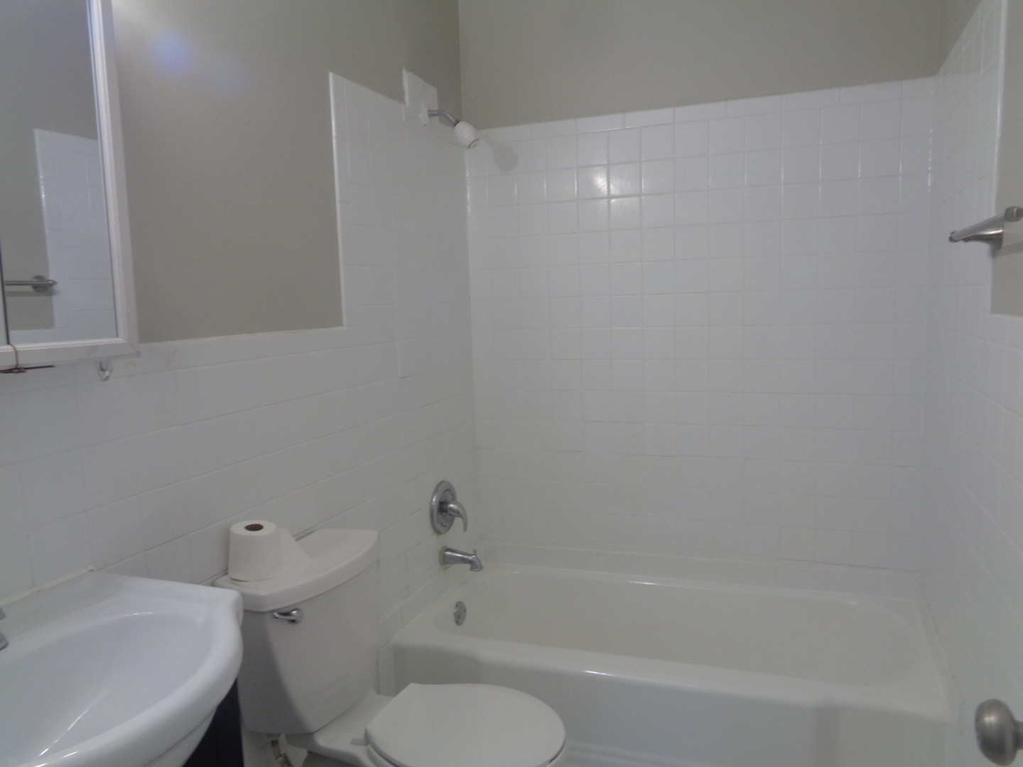 7323 W 79th Street #B1, Bridgeview, IL 60455
