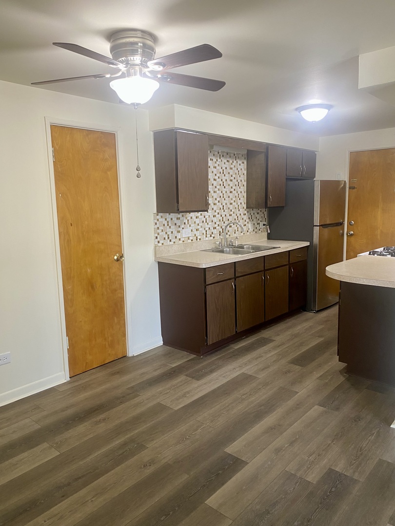 7809 Rutherford Avenue #2NW, Burbank, IL 60459