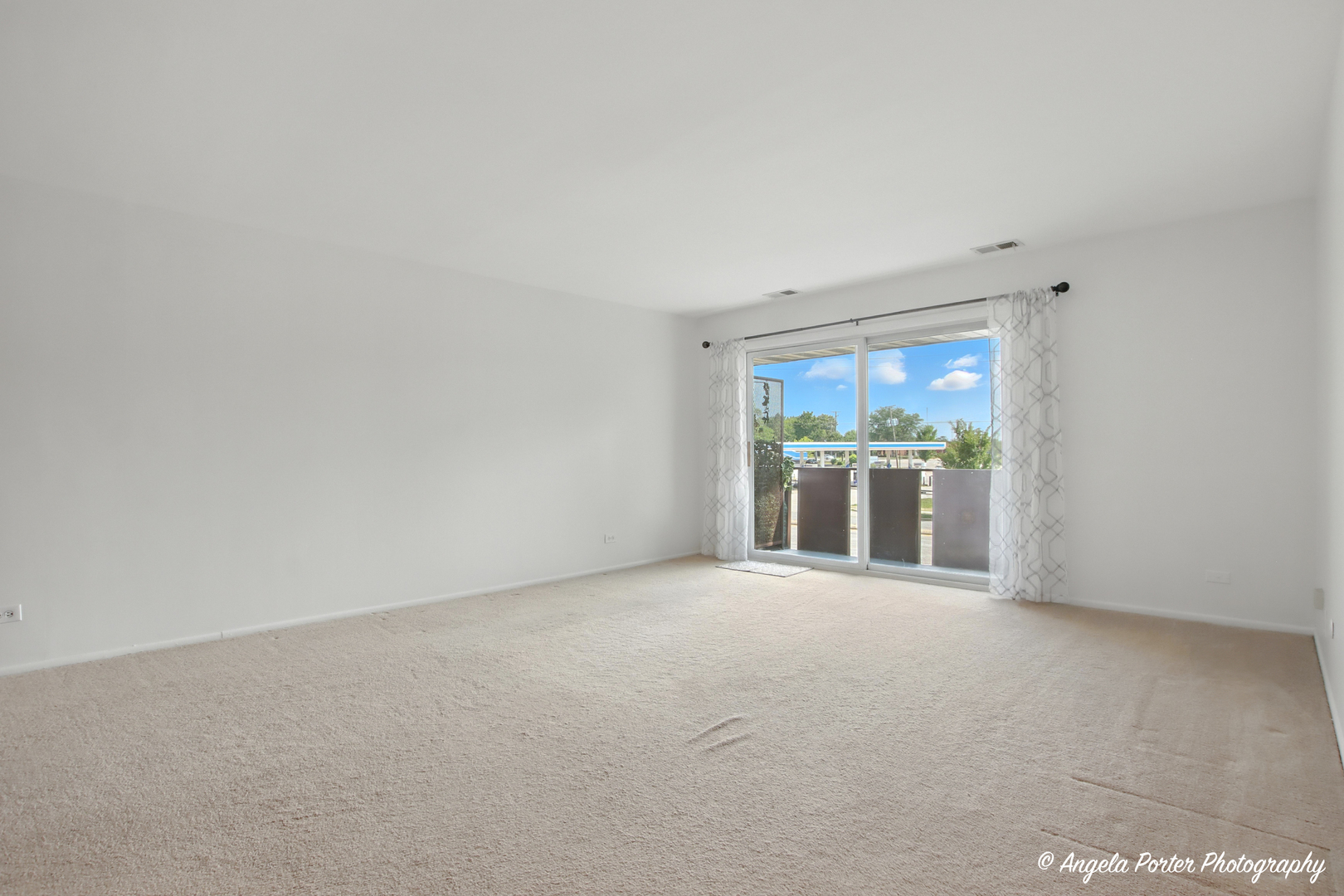 2600 Brookwood Way Drive #305, Rolling Meadows, IL 60008