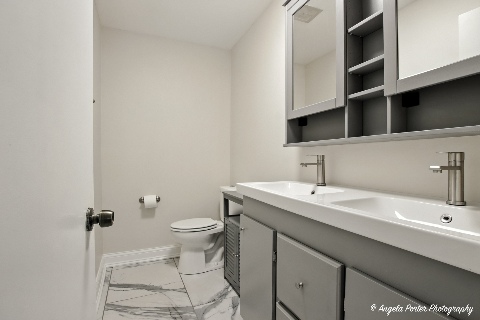 2600 Brookwood Way Drive #305, Rolling Meadows, IL 60008