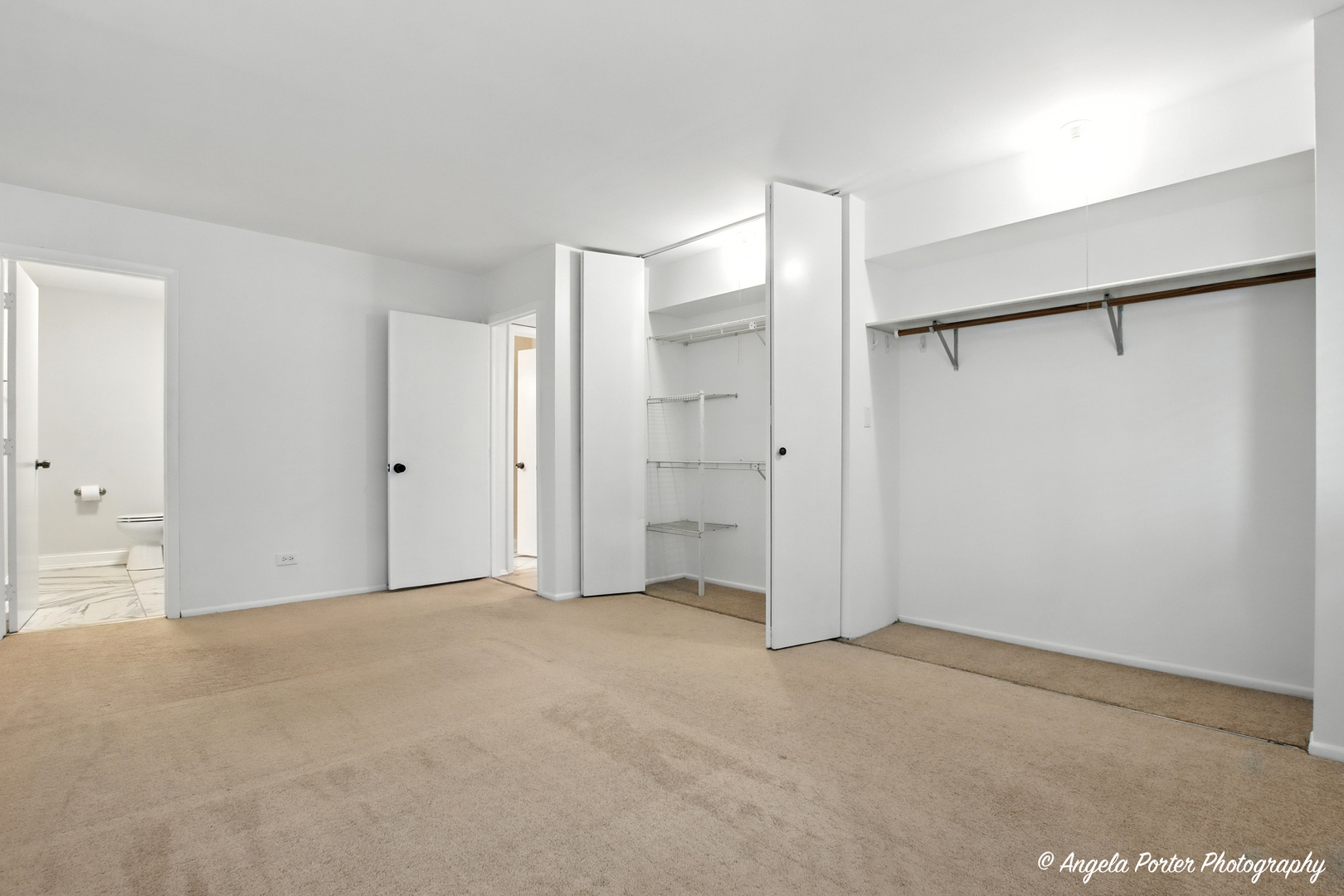 2600 Brookwood Way Drive #305, Rolling Meadows, IL 60008