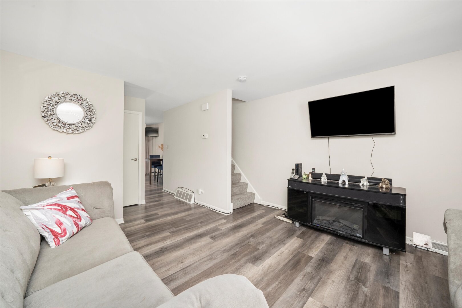 1106 W 87th Street, Chicago, IL 60620