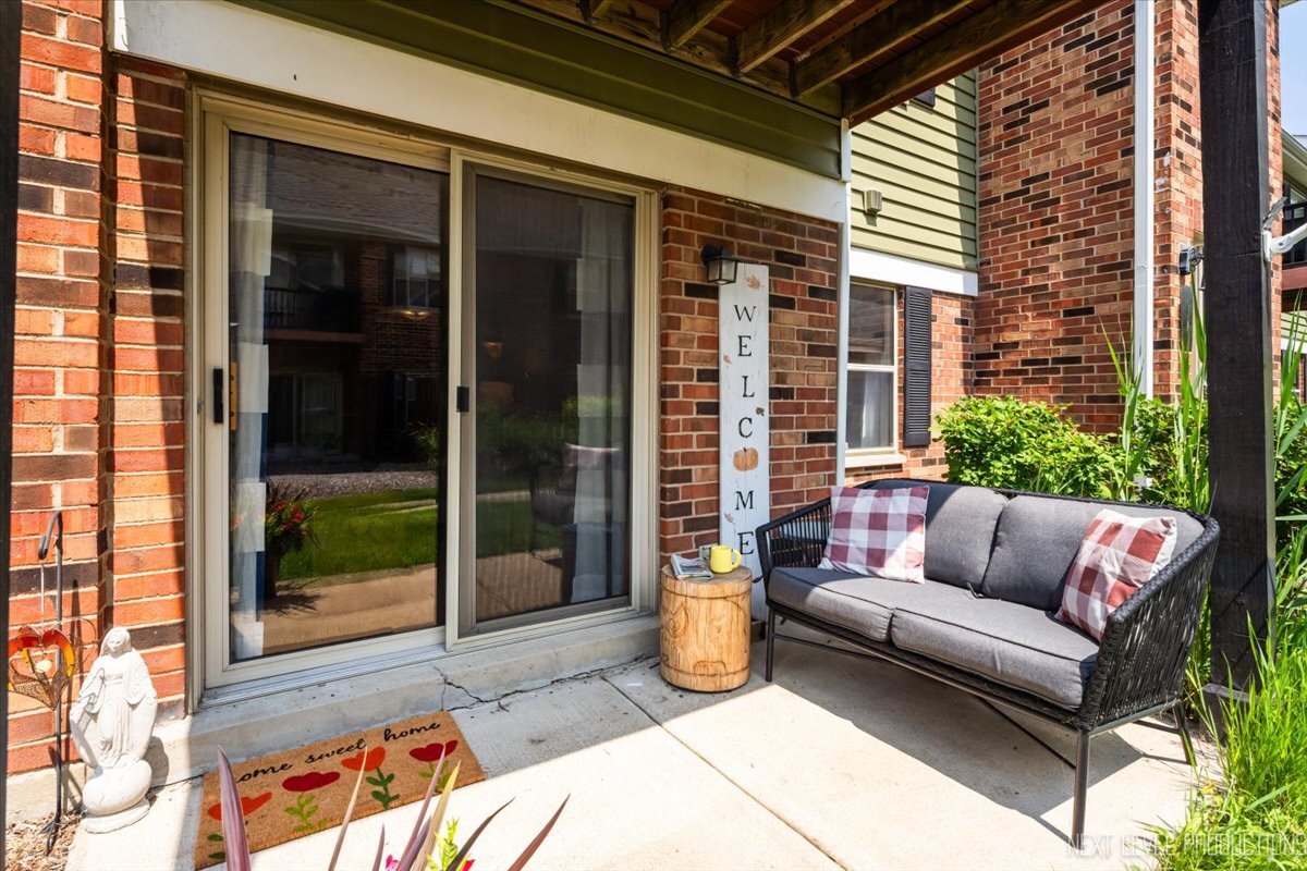 1340 McDowell Road #101, Naperville, IL 60563