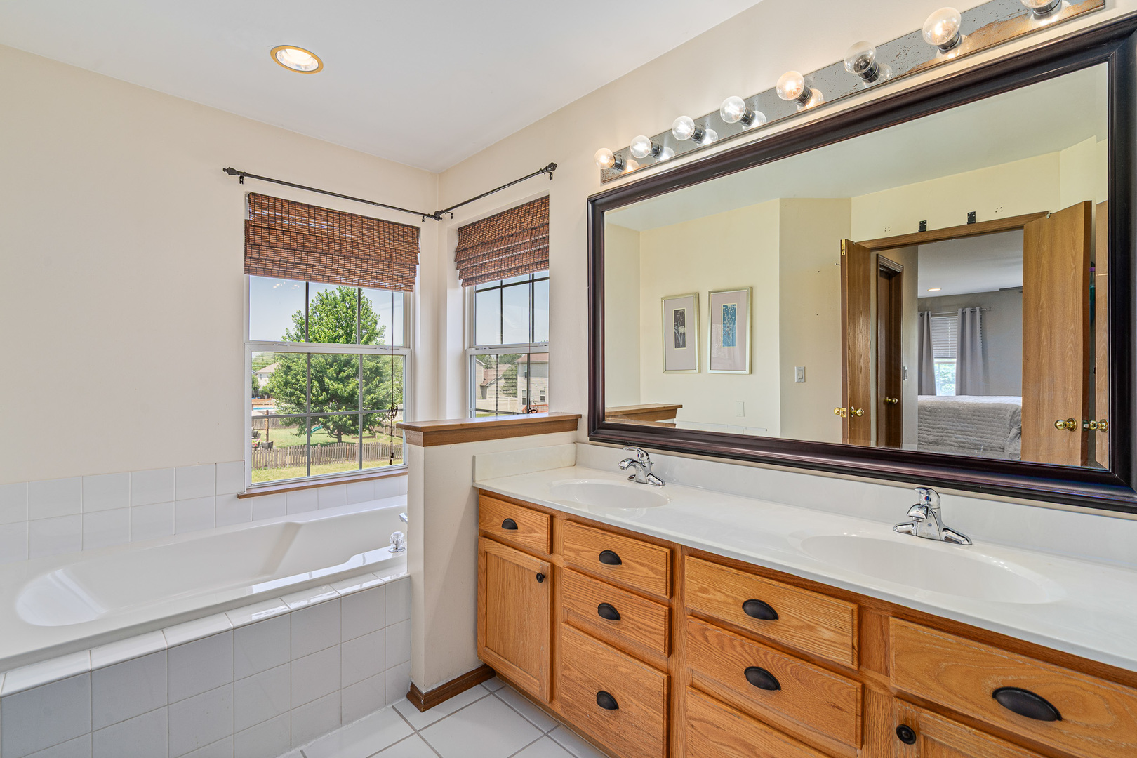 1453 Waterside Drive, Bolingbrook, IL 60490