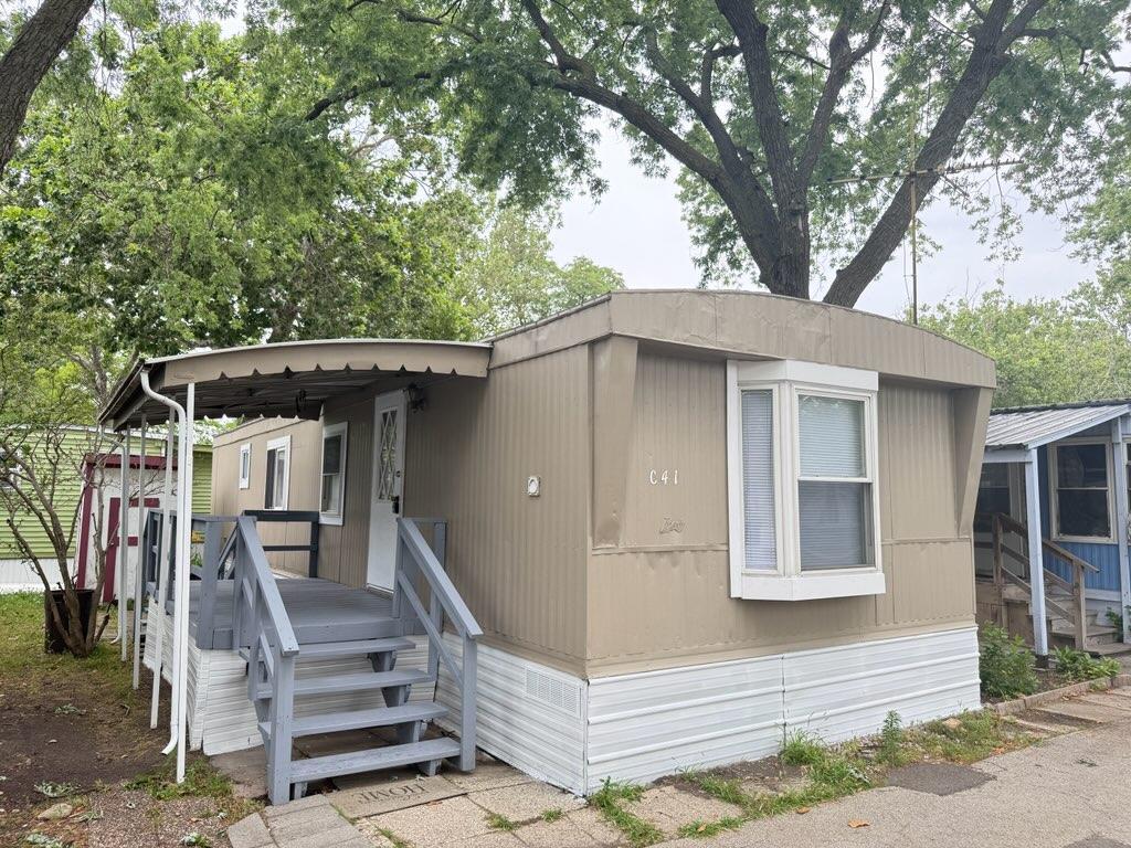 2993 Curtis Street #C41, Des Plaines, IL 60018