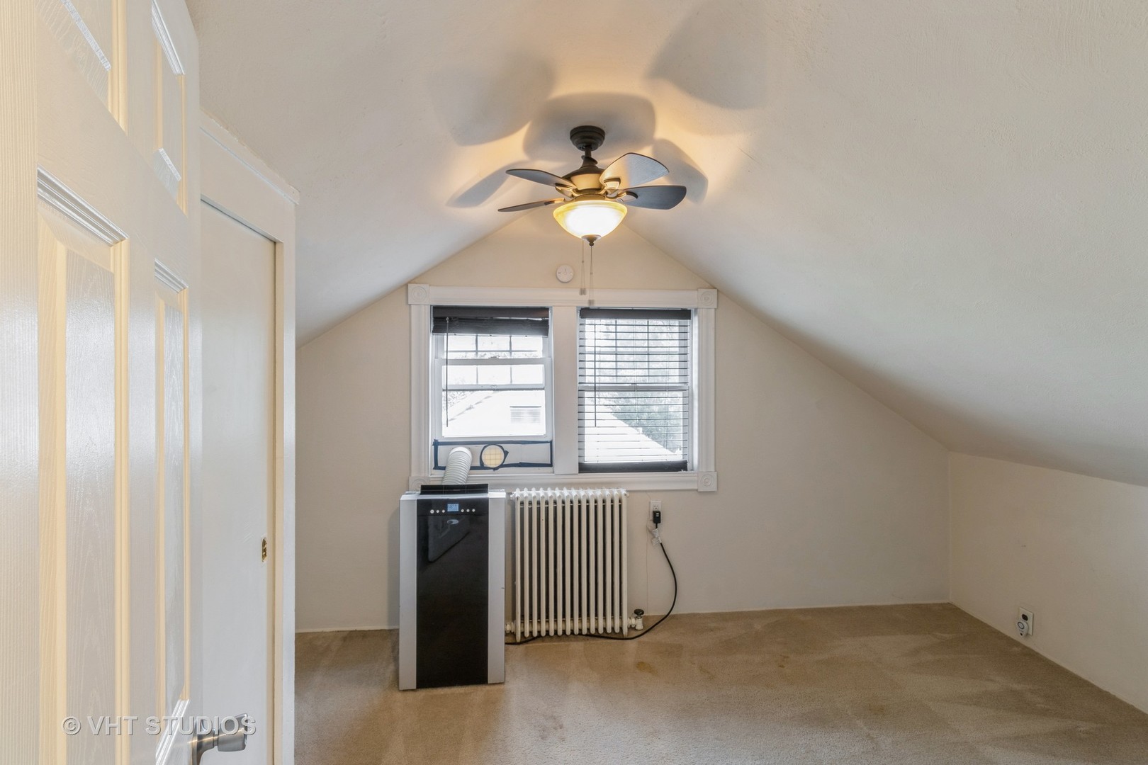 249 N Addison Road, Wood Dale, IL 60191