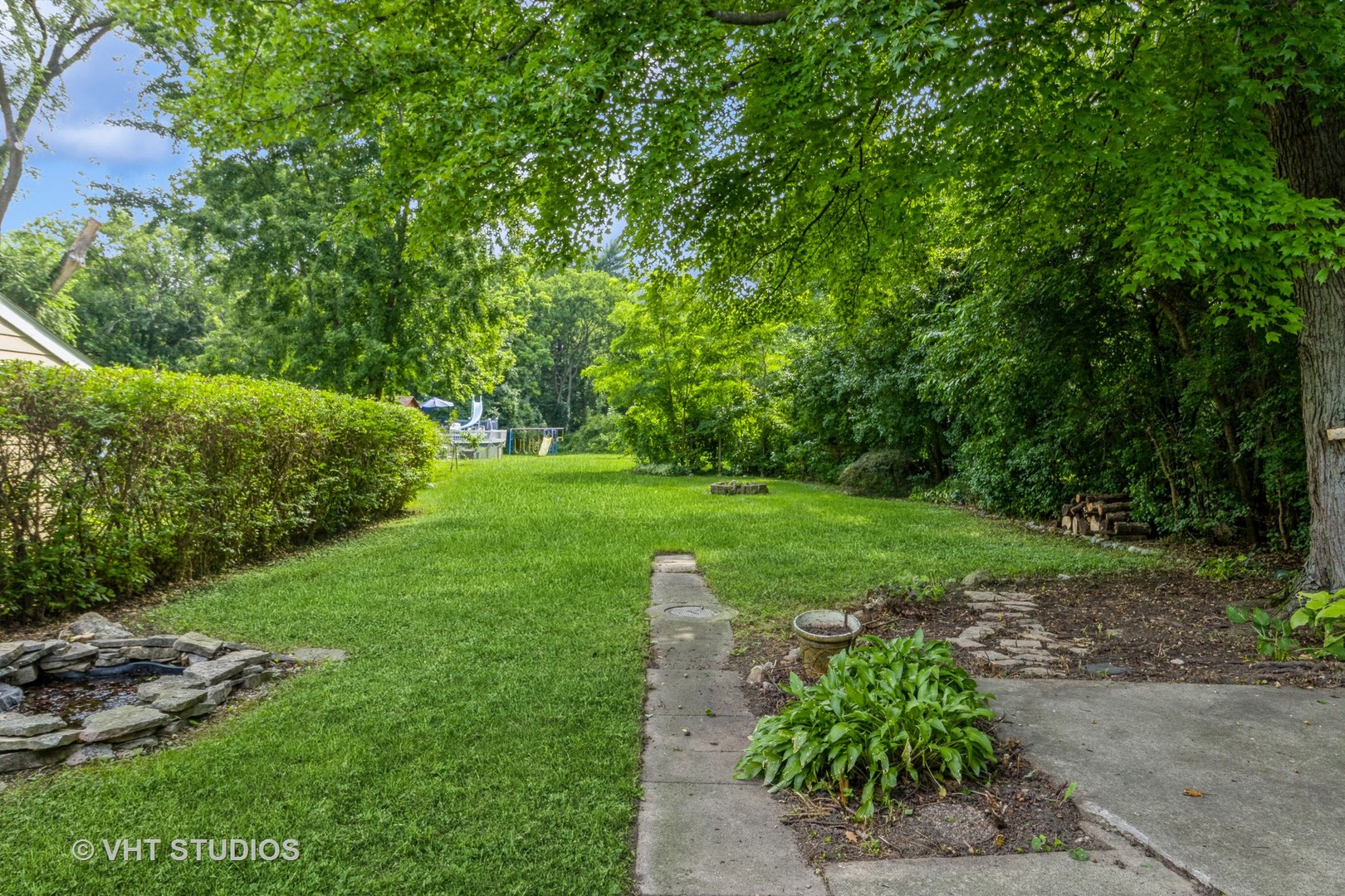 249 N Addison Road, Wood Dale, IL 60191