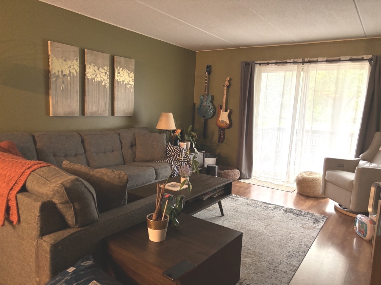 502 Redondo Drive #112, Downers Grove, IL 60516