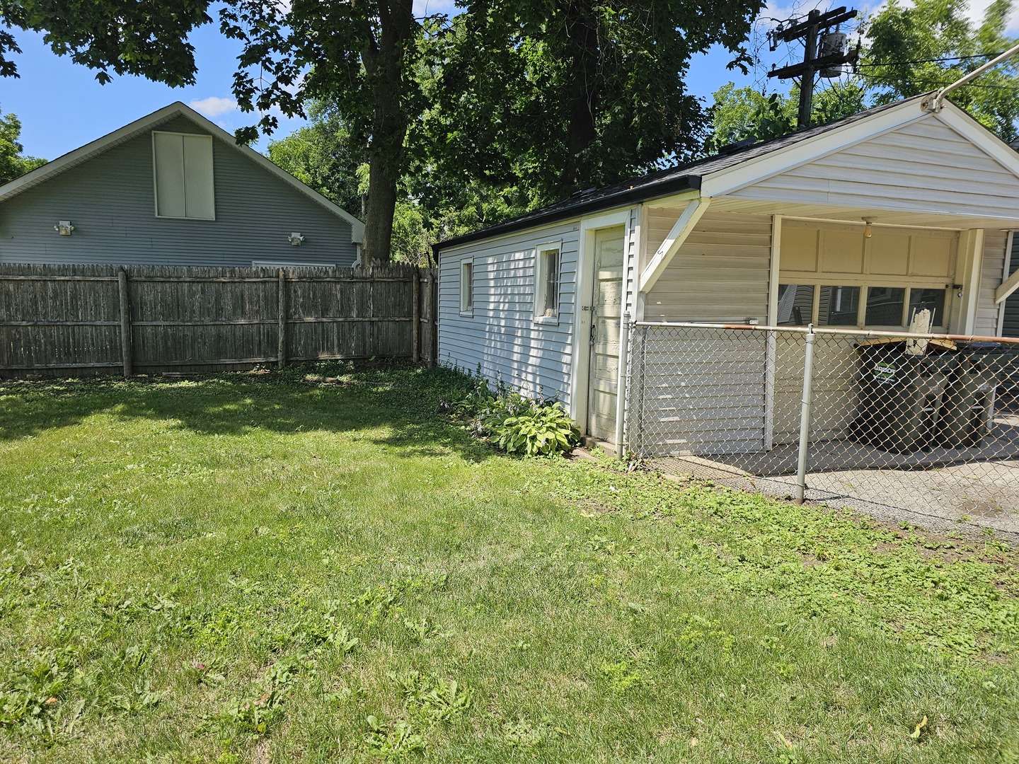 610 Wildwood Avenue, Mundelein, IL 60060